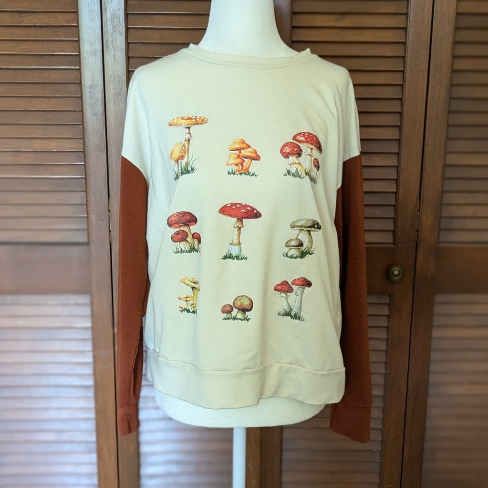 Romwe Mushroom Sweatshirt - Picture 2 of 3